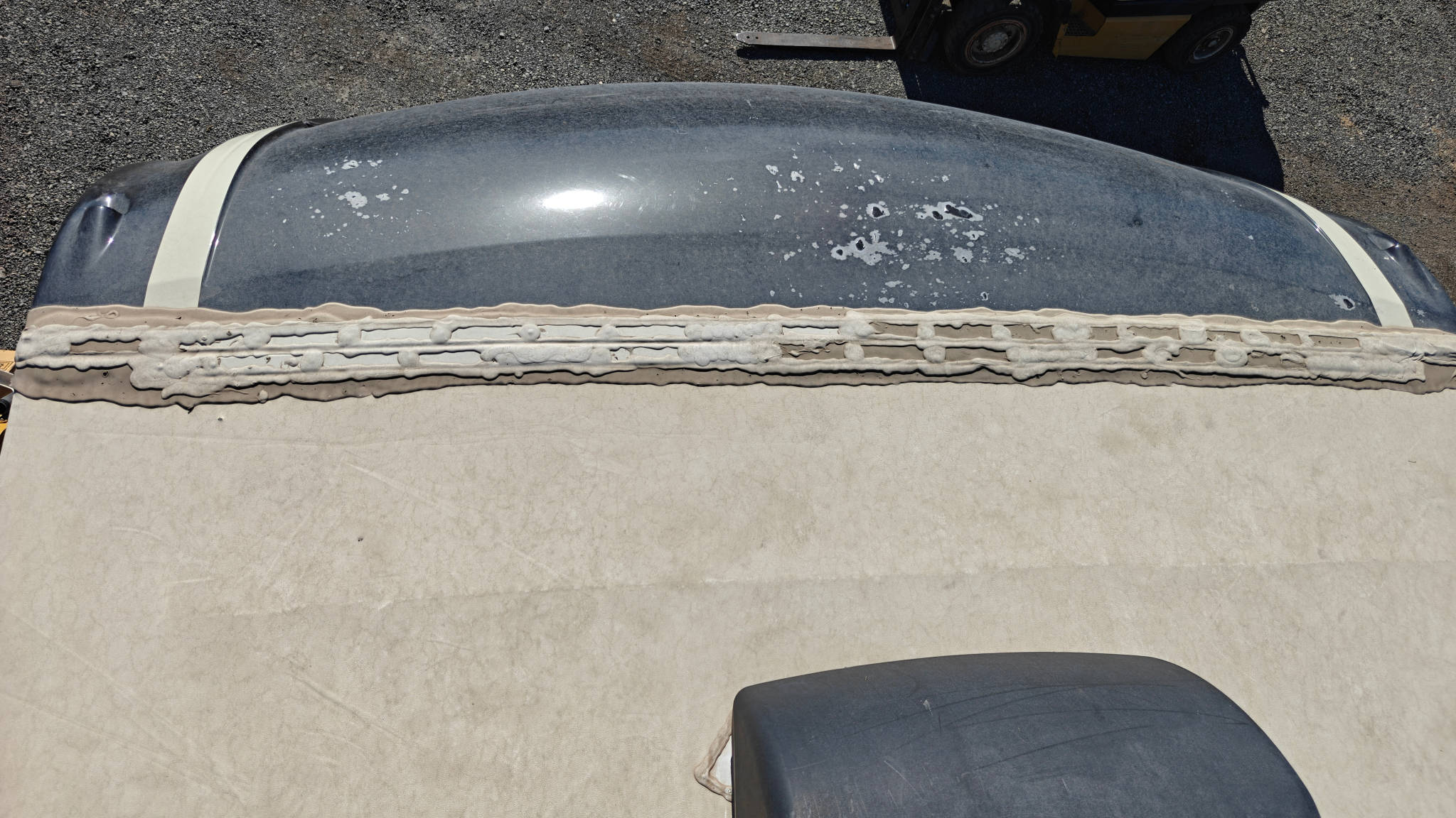 Front termination bar before repair